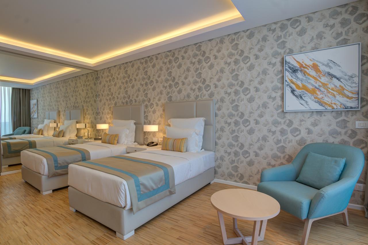 Lancaster Eden Bay 5* Beirut